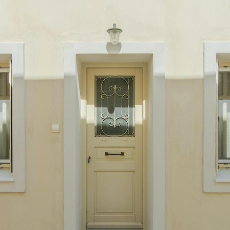 Myyellowhome Ermoupoli Ngoại thất bức ảnh